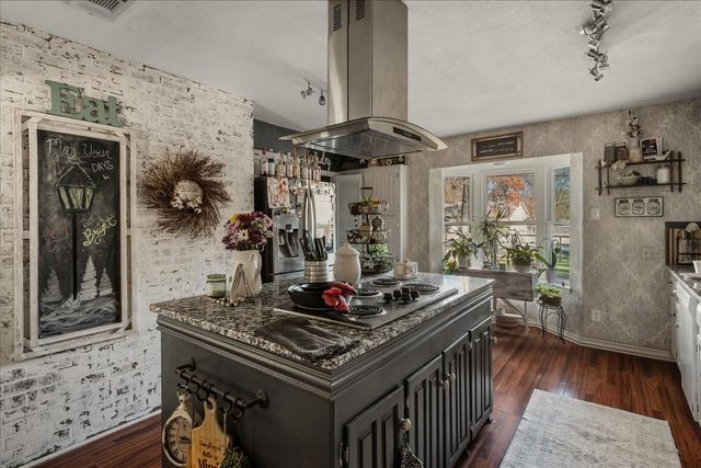 132 Curtis Lane, Quinlan, TX 75474