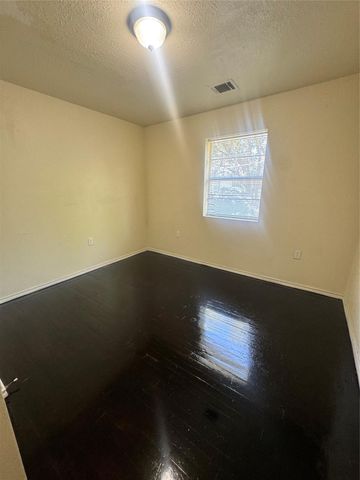 5415 Ennis St C, Houston, TX 77004