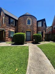 5415 Ennis St C, Houston, TX 77004