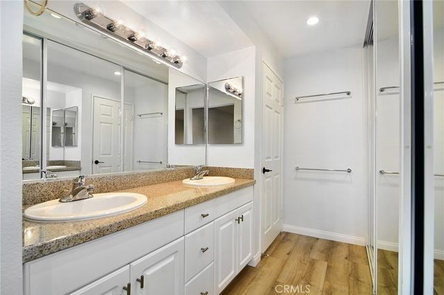 5515 Canoga Avenue 219, Woodland Hills, CA 91367