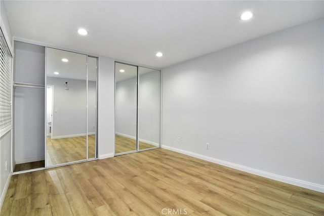 5515 Canoga Avenue 219, Woodland Hills, CA 91367