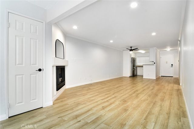 5515 Canoga Avenue 219, Woodland Hills, CA 91367