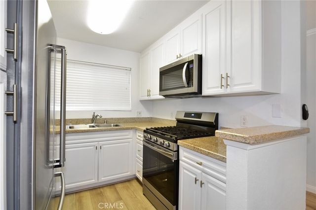 5515 Canoga Avenue 219, Woodland Hills, CA 91367