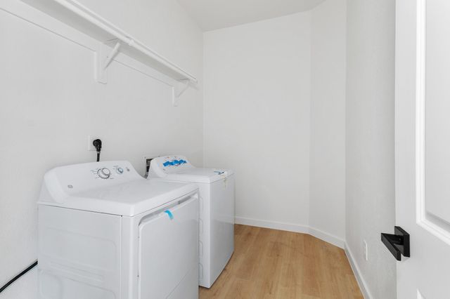 1325 35th Street 4, Galveston, TX 77551