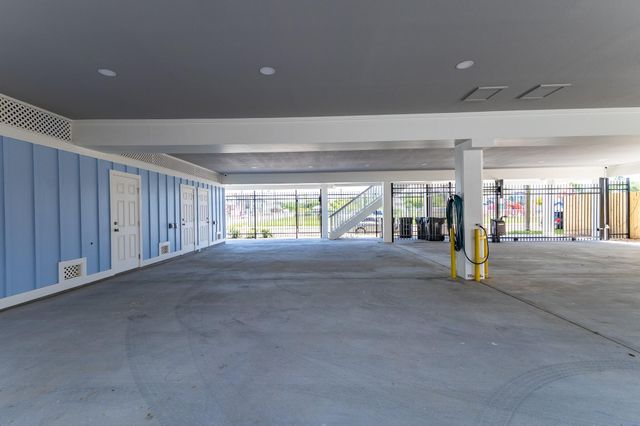 1325 35th Street 4, Galveston, TX 77551