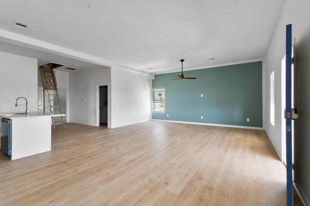 1325 35th Street 4, Galveston, TX 77551