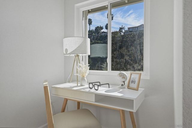 2644 La Costa Ave, Carlsbad, CA 92009