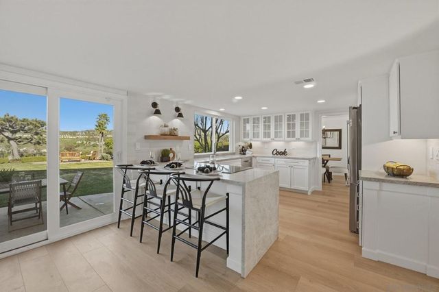 2644 La Costa Ave, Carlsbad, CA 92009