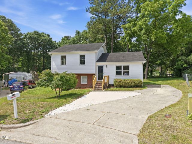 2729 W Talbot Court, Raleigh, NC 27610