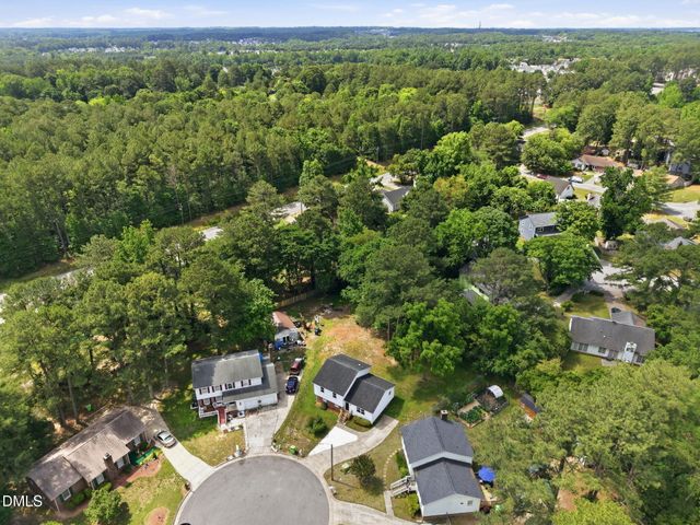 2729 W Talbot Court, Raleigh, NC 27610