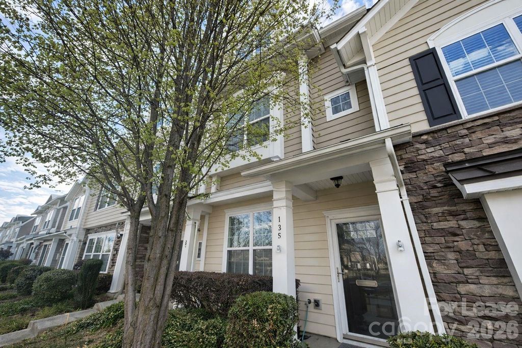 123 Leyton Loop F, Mooresville, NC 28117