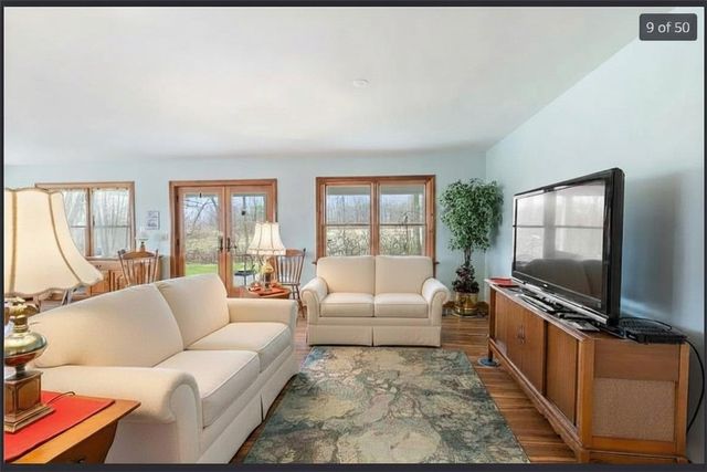 6568 Florence Ln, Livonia, NY 14487