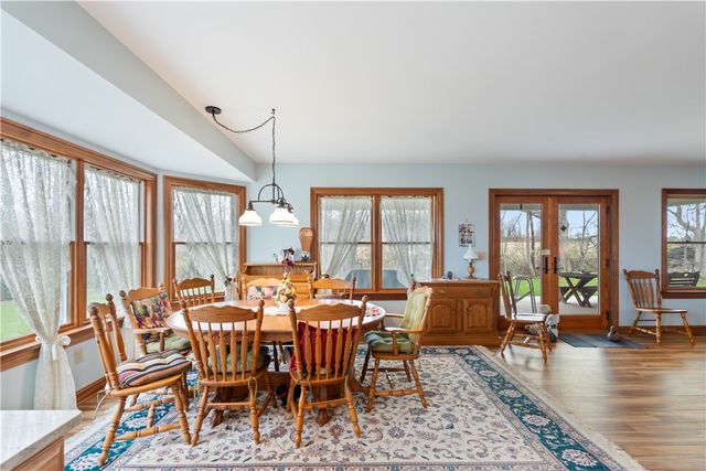 6568 Florence Ln, Livonia, NY 14487