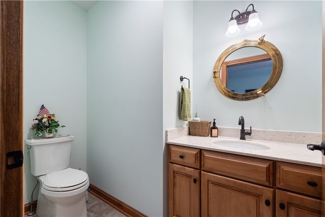6568 Florence Ln, Livonia, NY 14487