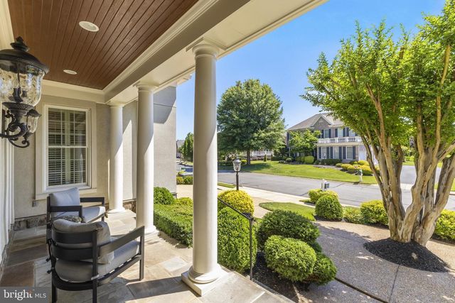 8351 ROXBOROUGH LOOP, Gainesville, VA 20155