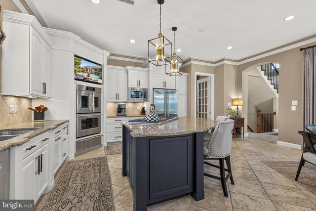 8351 ROXBOROUGH LOOP, Gainesville, VA 20155