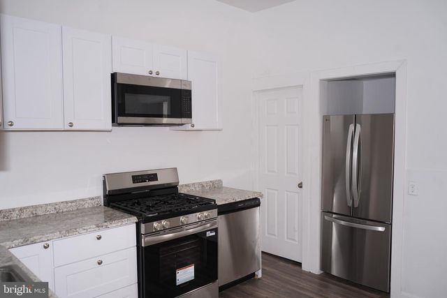 132 4TH AVE, Roebling, NJ 08554