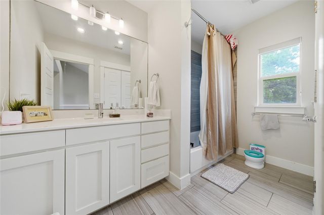 2612 Zaragosa ST, Austin, TX 78702