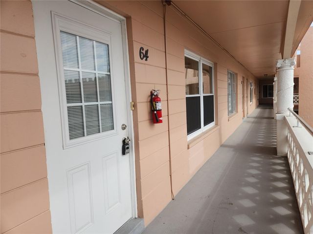 2458 COLUMBIA DRIVE 64, Clearwater, FL 33763