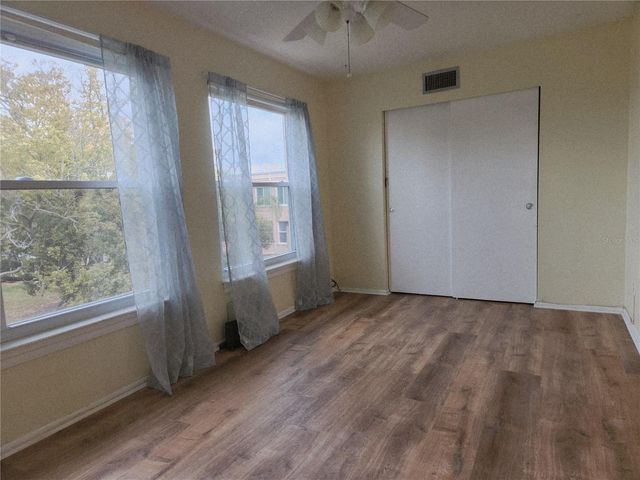 2458 COLUMBIA DRIVE 64, Clearwater, FL 33763