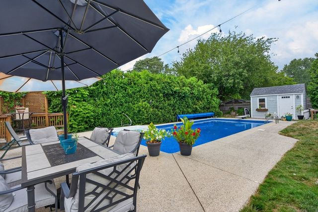 50 Packard Rd, Stoughton, MA 02072