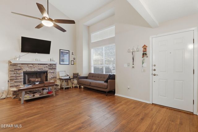 649 VERN BUTLER Drive, El Paso, TX 79932