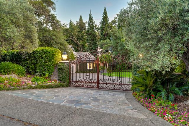 2471 Loch Way, El Dorado Hills, CA 95762