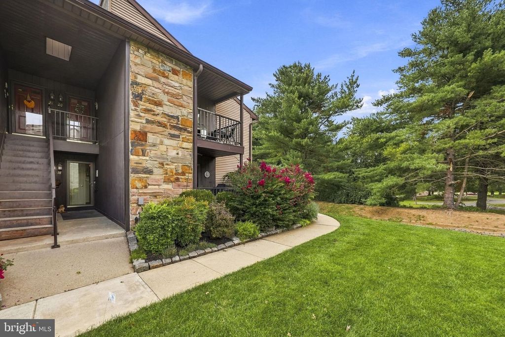 20 GENA CT, HAMILTON TOWNSHIP, NJ 08690 — photo 2