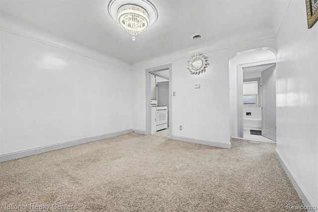 6348 Coleman Street, Dearborn, MI 48126