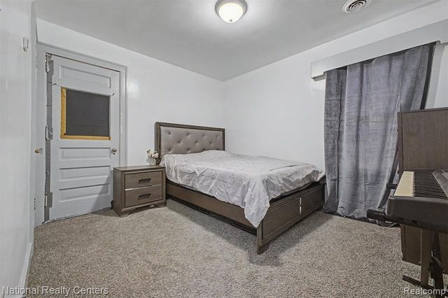 6348 Coleman Street, Dearborn, MI 48126