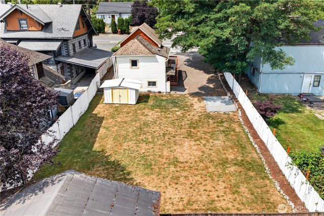 3735 S Alaska Street, Tacoma, WA 98418