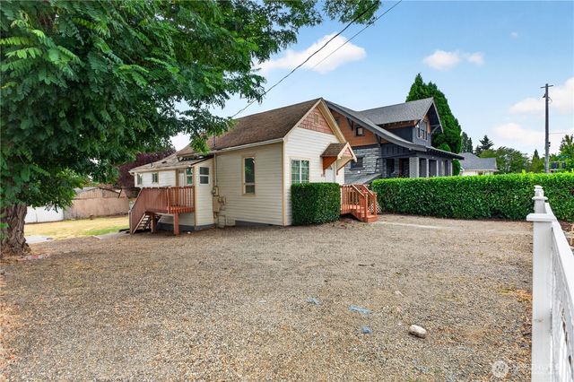 3735 S Alaska Street, Tacoma, WA 98418
