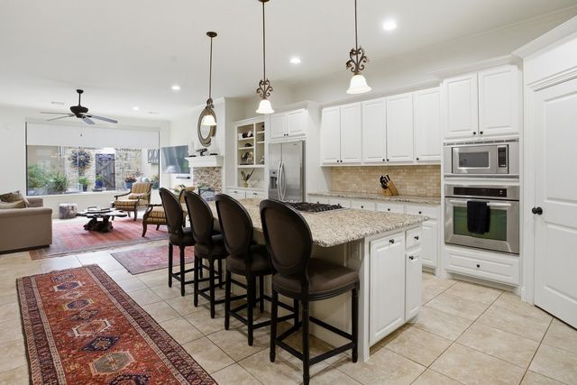 5026 Pershing Avenue, Fort Worth, TX 76107