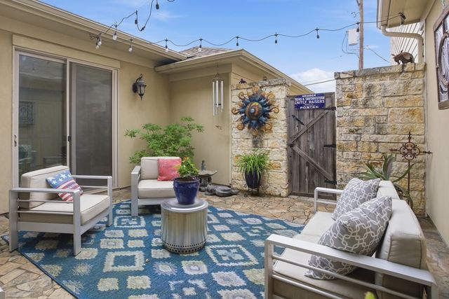 5026 Pershing Avenue, Fort Worth, TX 76107