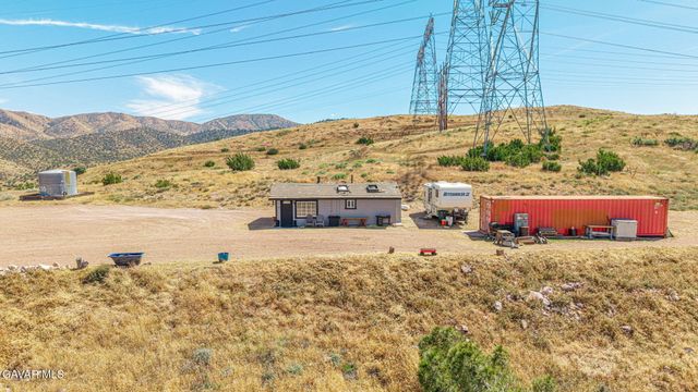 2200 E Carson Mesa Road, Palmdale, CA 93550