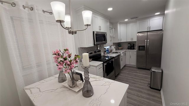 13 Fairview Drive, Shirley, NY 11967