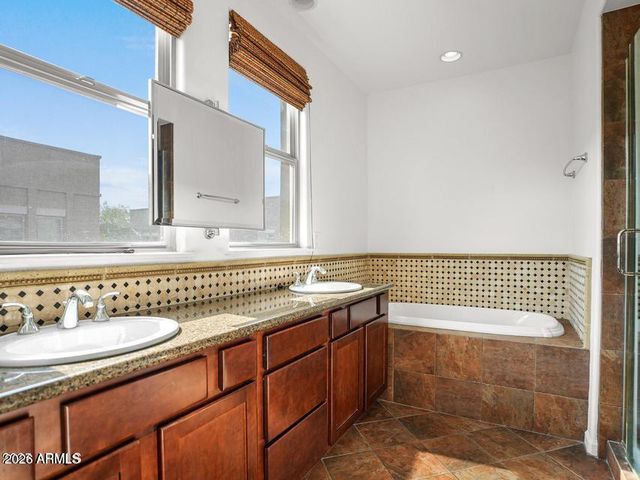 606 S WILSON Street, Tempe, AZ 85281