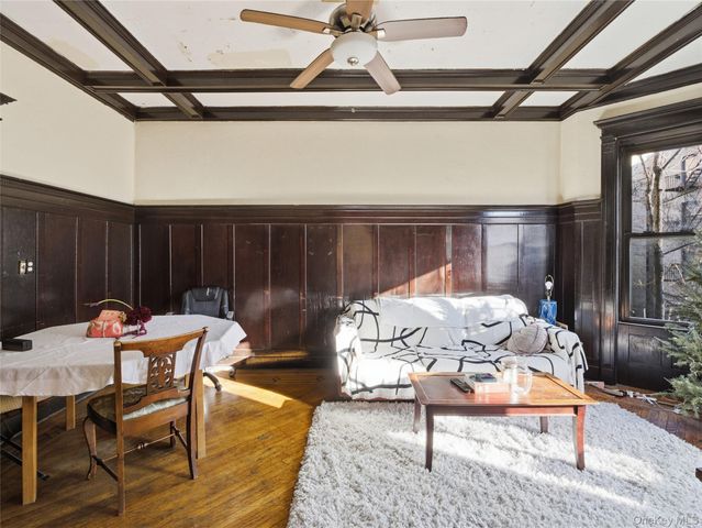 372 Parkside Avenue, Brooklyn, NY 11226