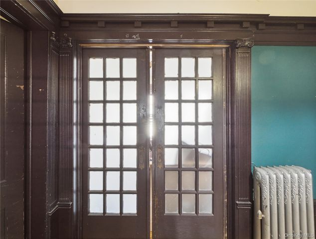 372 Parkside Avenue, Brooklyn, NY 11226