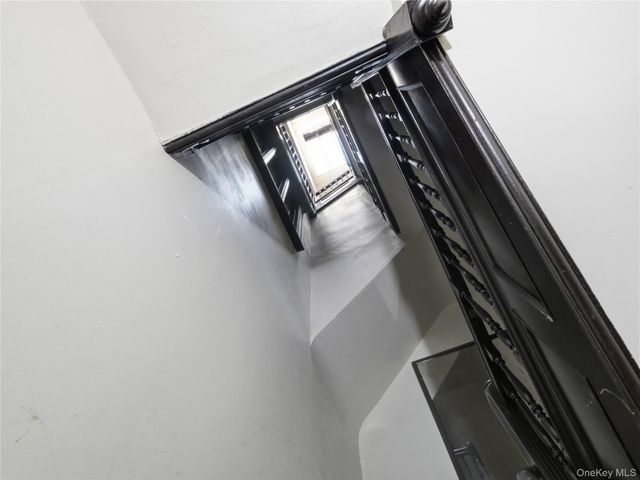 372 Parkside Avenue, Brooklyn, NY 11226