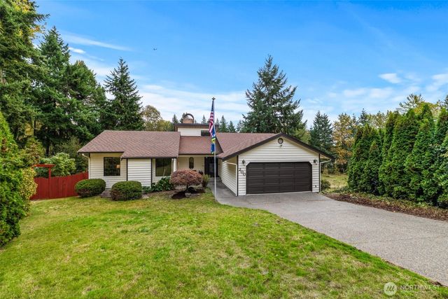 200 SW 327th Place, Federal Way, WA 98023