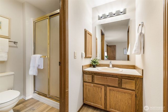 200 SW 327th Place, Federal Way, WA 98023