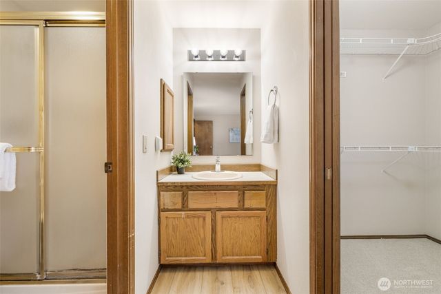 200 SW 327th Place, Federal Way, WA 98023