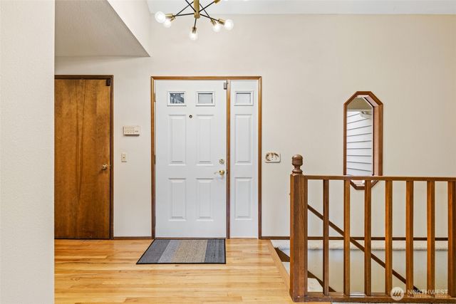 200 SW 327th Place, Federal Way, WA 98023