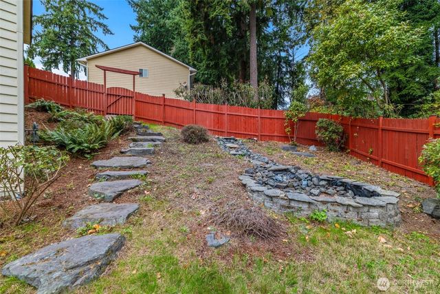 200 SW 327th Place, Federal Way, WA 98023