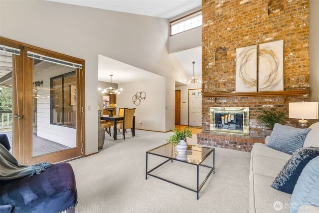 200 SW 327th Place, Federal Way, WA 98023