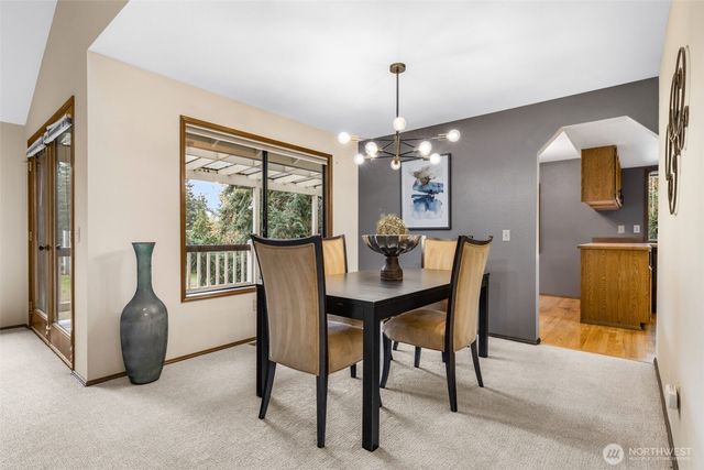 200 SW 327th Place, Federal Way, WA 98023