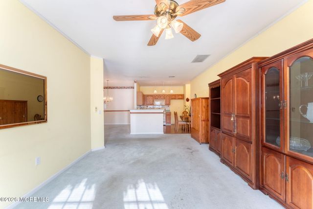 22 Foxwood Road, Lakewood, NJ 08701