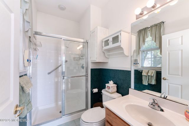 22 Foxwood Road, Lakewood, NJ 08701