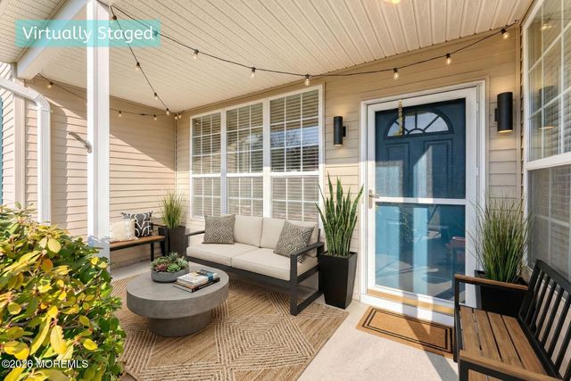 22 Foxwood Road, Lakewood, NJ 08701